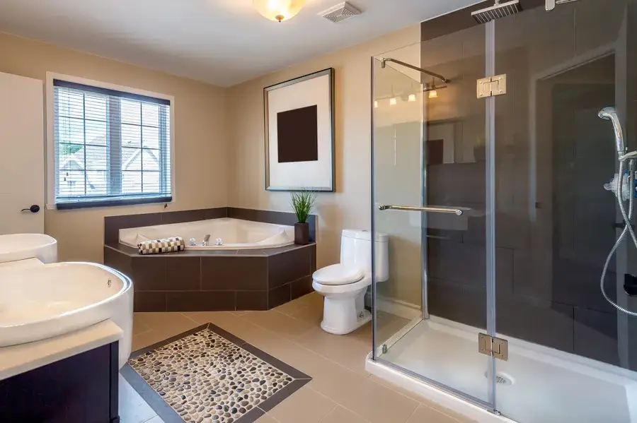 Benefits Of Updating Your Bathroom With Professional Remodeling in Sarasota, FL